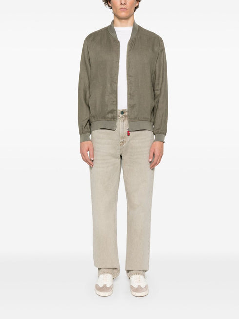 BOMBER